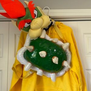 Bowser super Mario 4 piece set men's XL